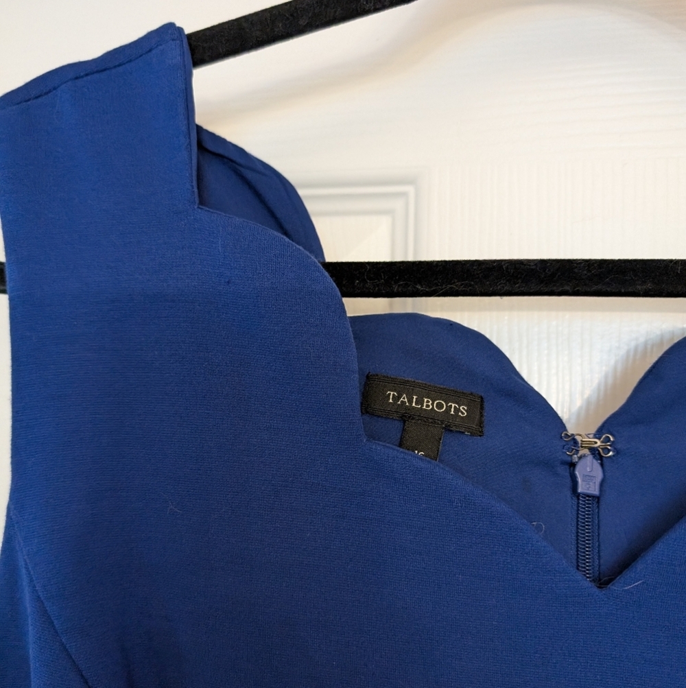 TALBOTS Scalloped V-neck Sleeveless Dress - Picture 3 of 8